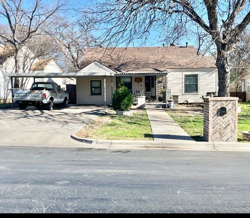 1508 Byrd Dr, River Oaks, TX, 76114-2207 | Card Image