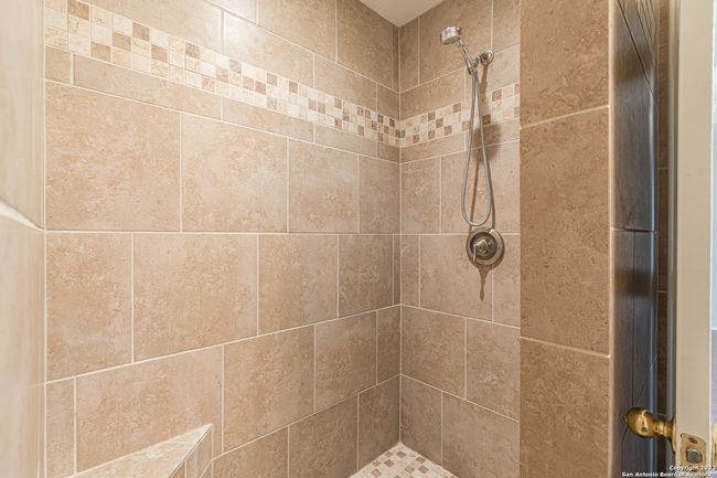 137 Weeping Way, House other with 3 bedrooms, 3 bathrooms and null parking in Cibolo TX | Image 20