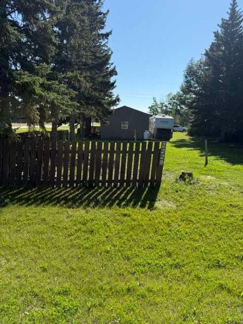 2229 22 Avenue, Delburne, AB, T0M0V0 | Card Image