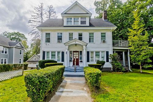 104 Narragansett St, Springfield, MA, 01107-1781 | Card Image