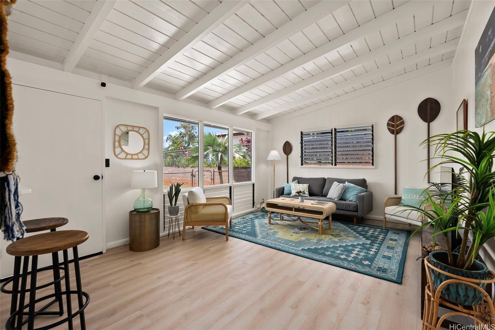 1995 Hoolaulea Street, For Sale in Pearl City Zoocasa