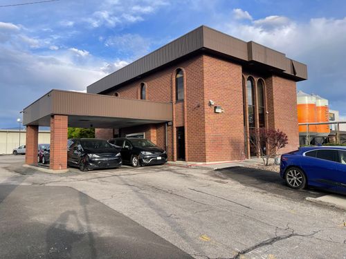 1735 300, Salt Lake City, UT, 84115-1802 | Card Image