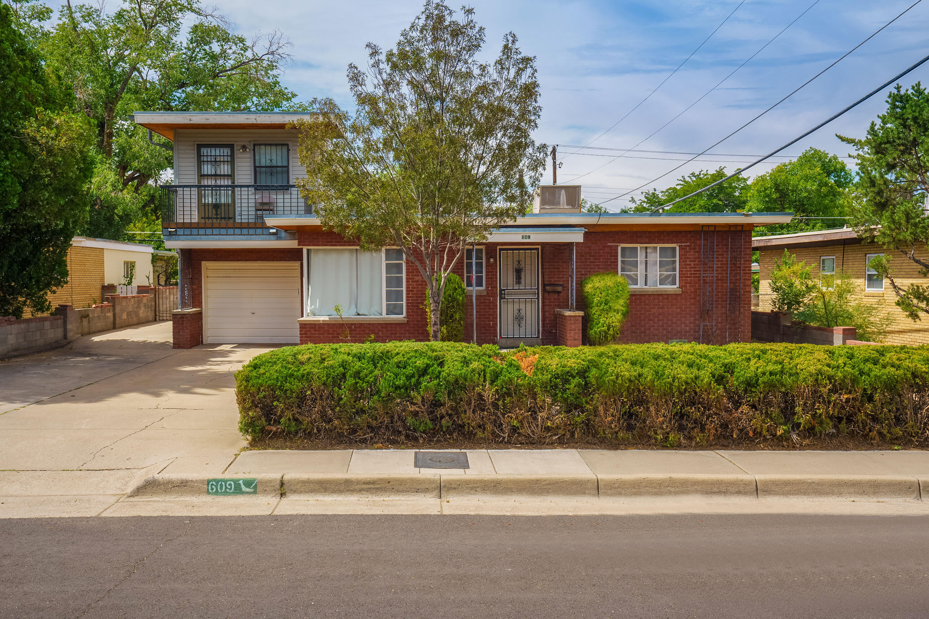Adams St, Albuquerque, NM 87108