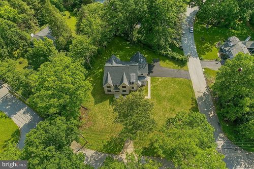 1441 Berwyn Paoli Rd, PAOLI, PA, 19301-2042 | Card Image
