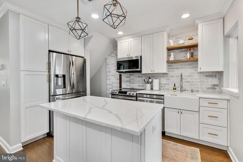 4809 28th St S, ARLINGTON, VA, 22206-1365 | Card Image