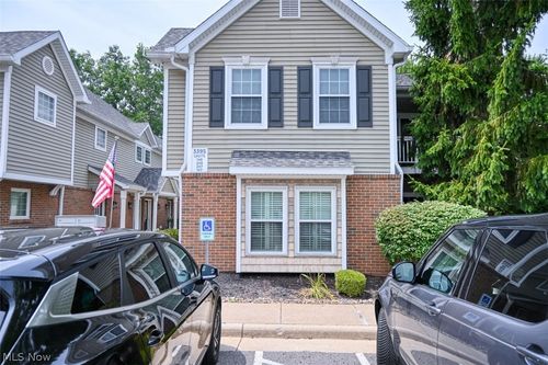 148-3395 Lenox Village Dr, Fairlawn, OH, 44333-4432 | Card Image