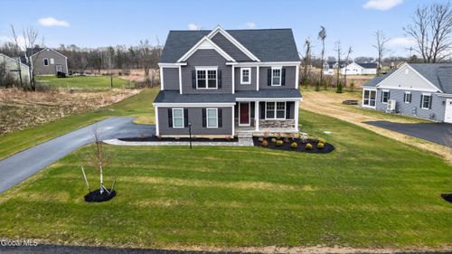 10 Scarlet St, Clifton Park, NY, 12065-1503 | Card Image