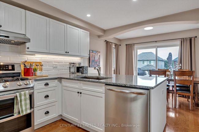 213 Farrier Cres, House other with 4 bedrooms, 4 bathrooms and 4 parking in Peterborough ON | Image 7