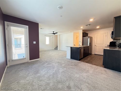 2662 Champagne Gold Ave, North Las Vegas, NV, 89086-1719 | Card Image