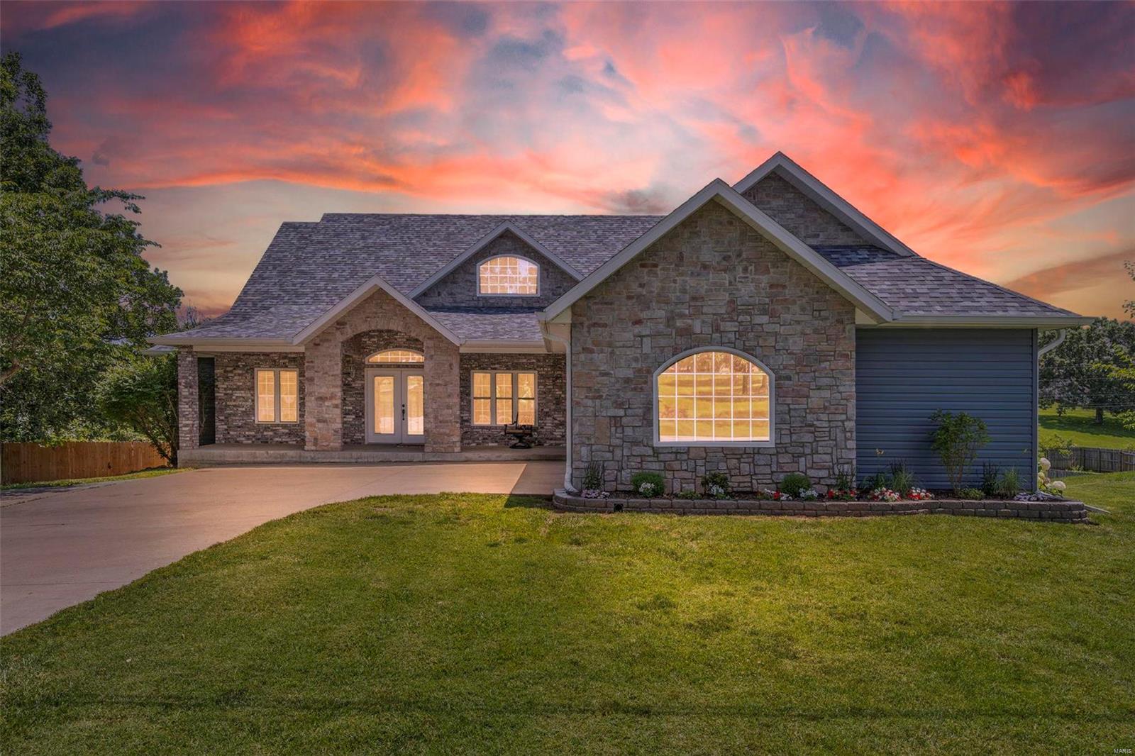 Fremont Rd, Lebanon, MO 65536