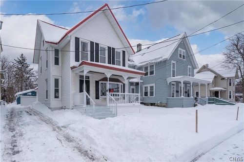 419 Gotham St, Watertown, NY, 13601-3725 | Card Image