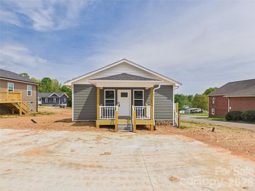 154 Duke Street, Granite Falls, NC, 28630 | Card Image