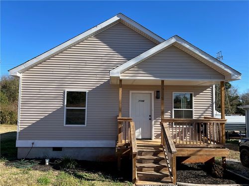 b-309 Hunter St, Seneca, SC, 29678-3627 | Card Image