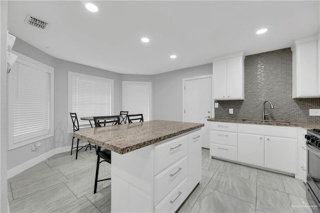 Beautiful granite and modern concept kitchen | Image 4