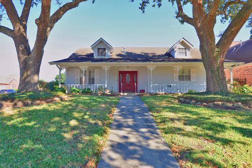 3116 Pebble Beach Ln, Orange, TX, 77630-2124 | Card Image