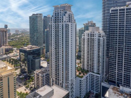 apt-615-1060 Brickell Ave, Miami, FL, 33131-3916 | Card Image