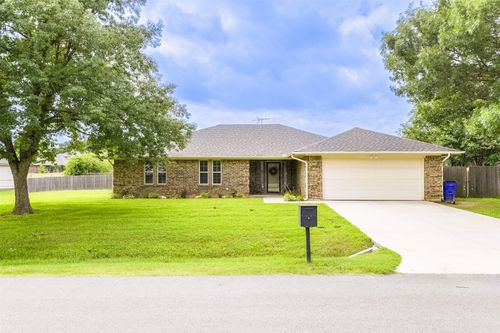 257 Spring Brook Dr, Mansfield, TX, 76063-5924 | Card Image