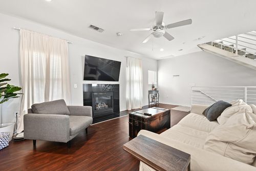 apt-803-2606 Wilson St, Austin, TX, 78704-5450 | Card Image