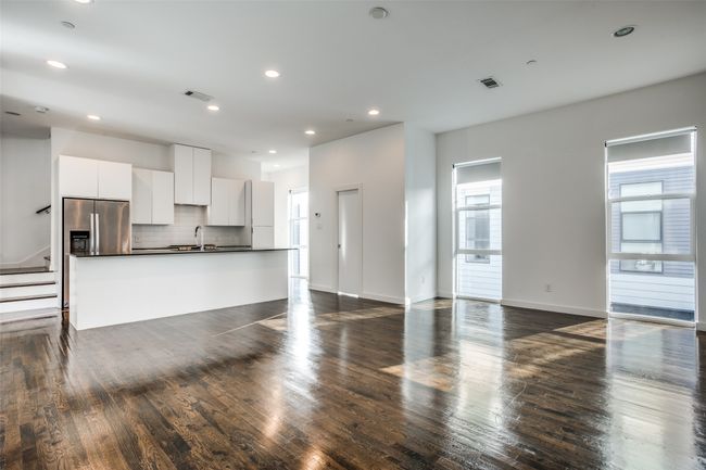E - 4901 Live Oak St, Townhouse with 2 bedrooms, 3 bathrooms and null parking in Dallas TX | Image 11