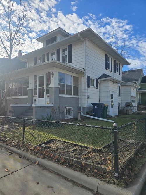 64 S Park Avenue, Fond Du Lac, WI, 54935 | Card Image