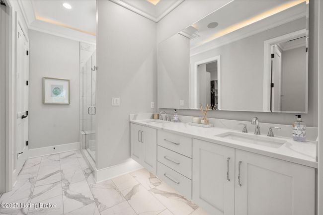 6511 Rosecliff Ct, House other with 3 bedrooms, 4 bathrooms and null parking in Prospect KY | Image 52