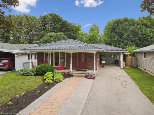 357 Grangewood Dr, Waterloo, ON, N2K2E4 | Card Image
