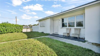 3700 Nw 194th St, House other with 5 bedrooms, 2 bathrooms and null parking in Miami Gardens FL | Image 1