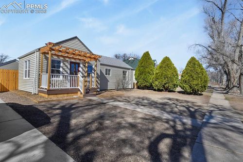 2415 2nd Ave, Pueblo, CO, 81003-1745 | Card Image