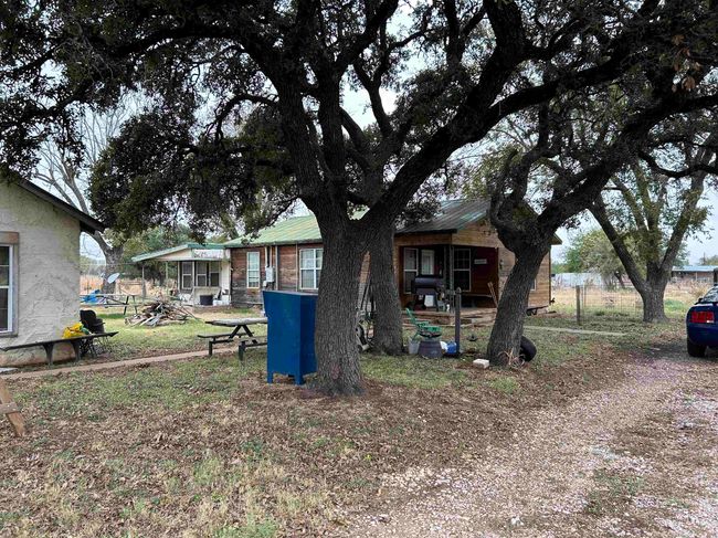 104 Shawnee St, House other with 3 bedrooms, 2 bathrooms and null parking in Cherokee TX | Image 23