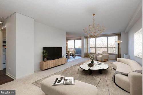 unit-ec911-1001 City Ave, WYNNEWOOD, PA, 19096-3915 | Card Image