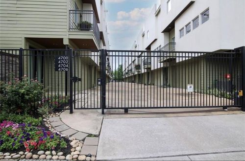 4702 Austin St, Houston, TX, 77004-5005 | Card Image