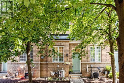 238-23 Observatory Lane, Richmond Hill (Observatory), ON, L4C0M7 | Card Image