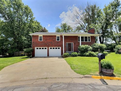 1133 Eastview Ct, Boonville, MO, 65233-1873 | Card Image