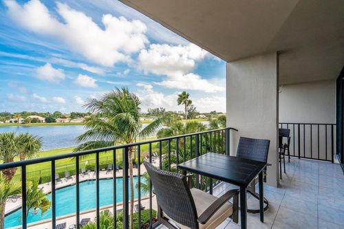 411-1830 Embassy Dr, West Palm Beach, FL, 33401-1908 | Card Image