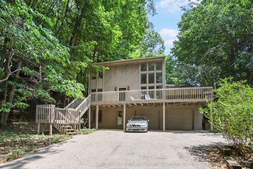 4719 Fox Hill Ln, Macatawa, MI, 49434-5102 | Card Image