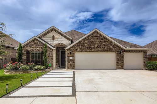 202 Pulitzer Dr, Hutto, TX, 78634-2317 | Card Image