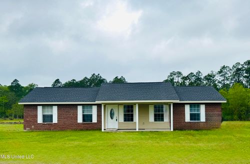 17225 Gardenia St, Kiln, MS, 39556-8234 | Card Image