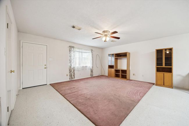 7526 Jenkins Rd, Home with 2 bedrooms, 2 bathrooms and 2 parking in Pearland TX | Image 4