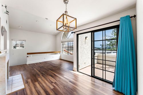 6-1240 Franciscan Ct, Carpinteria, CA, 93013-1247 | Card Image