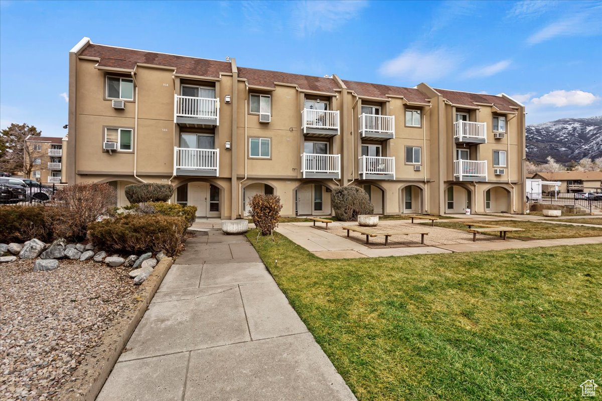 138 5660 S Meadow Ln E, For Sale in South Ogden Zoocasa