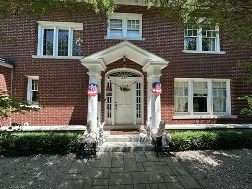 334 University Pl, Grosse Pointe, MI, 48230-1636 | Card Image