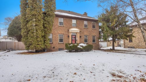 2419 N 9th St, Sheboygan, WI, 53083-4906 | Card Image