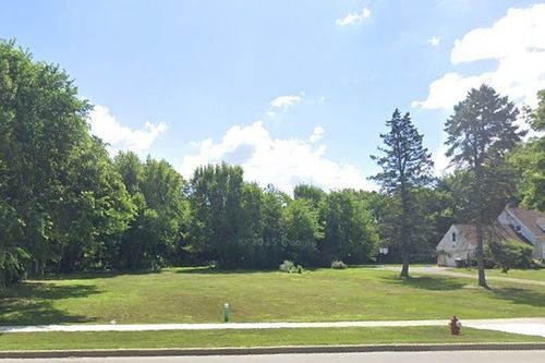 717 S Arlington Heights Rd, Arlington Heights, IL, 60005-2625 | Card Image