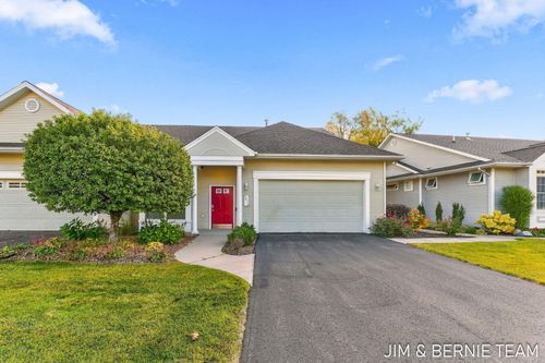 84-1074 Barrington Nw, Walker, MI, 49534-2178 | Card Image