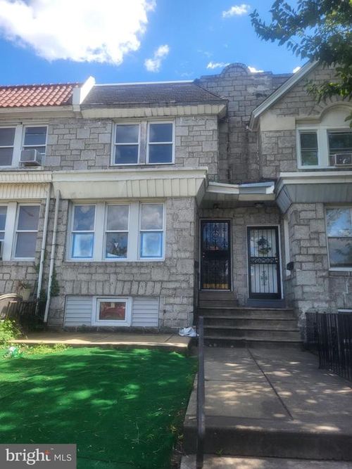 4211 E Roosevelt Blvd, PHILADELPHIA, PA, 19124-3005 | Card Image