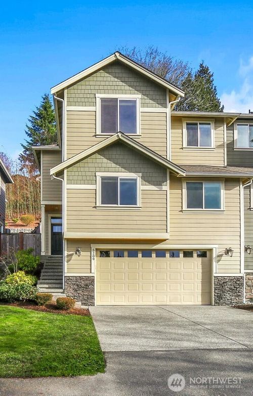 5209 Glenwood Ave, Everett, WA, 98203-3048 | Card Image