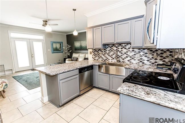 B - 822 Provision Ct, Townhouse with 2 bedrooms, 2 bathrooms and null parking in Gramercy LA | Image 8
