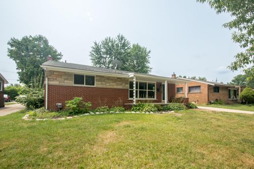 4642 Audubon Dr, Warren, MI, 48092-1150 | Card Image