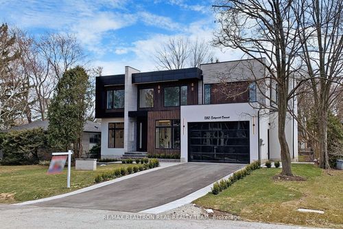 1362 Sedgewick Cres, Oakville, ON, L6L1X8 | Card Image