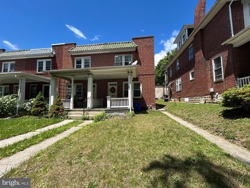 2020 Holly St, HARRISBURG, PA, 17104-1920 | Card Image